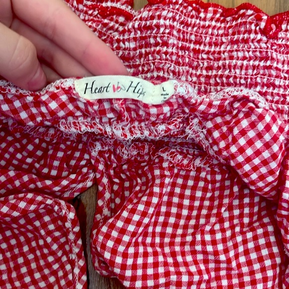 Halter top, Size Large. In good condition - Picture 3 of 4